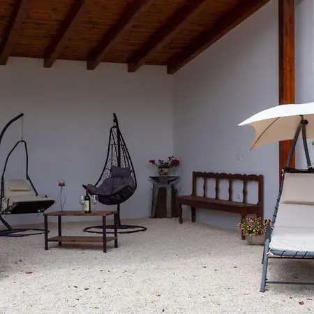 Punta Ferruccio Casa vacanze *