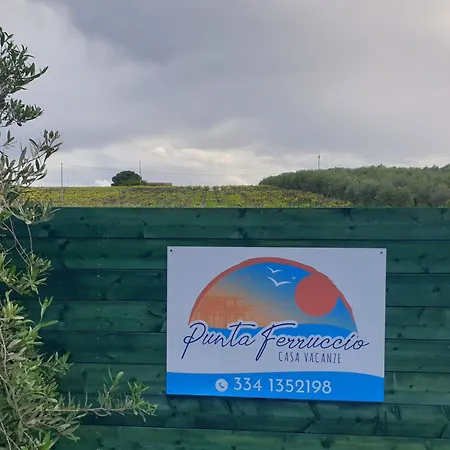 Punta Ferruccio Дом отдыха *